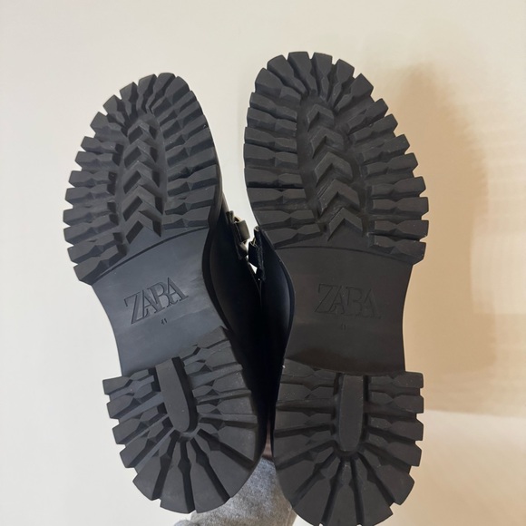 Zara Black Leather Gold Buckle Lug Sole Chunky Loafers - Picture 5 of 11